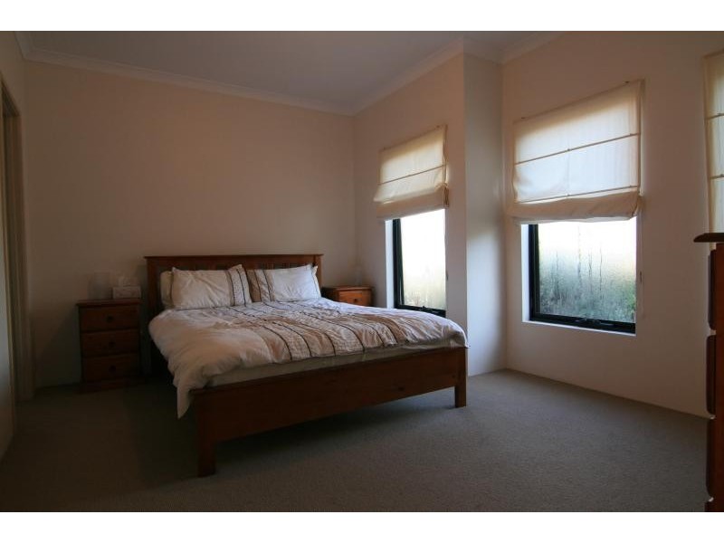 21 LANGLEY ROAD, Bayswater WA 6053