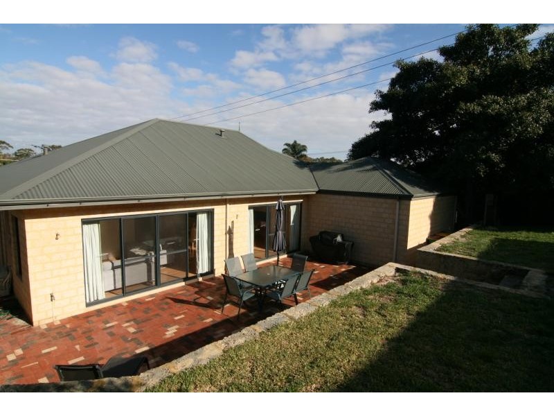 21 LANGLEY ROAD, Bayswater WA 6053