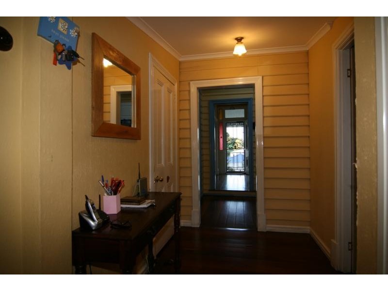19 Wisbech Street, Bayswater WA 6053