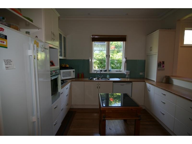 27 Coombe Street, Bayswater WA 6053