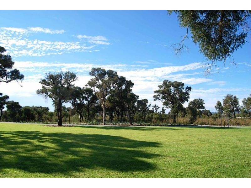 9 Arava Circuit, Aveley WA 6069