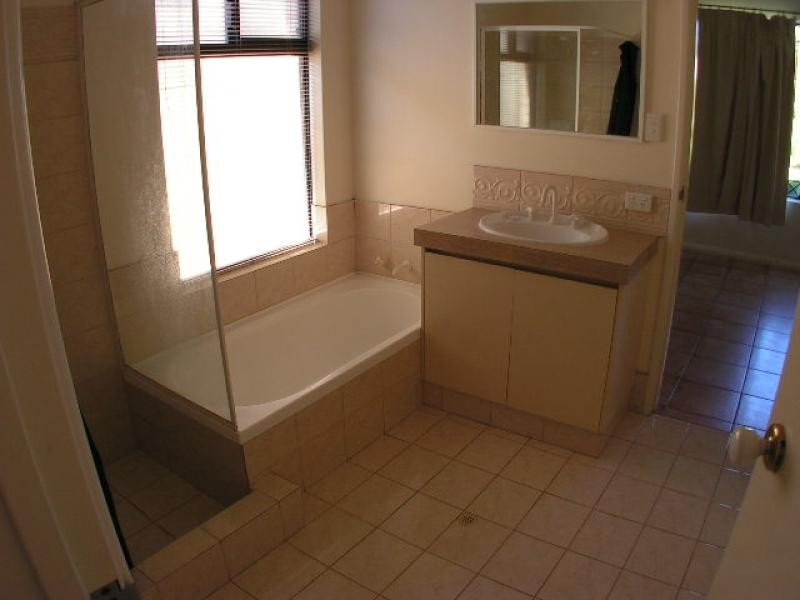 Unit 6/5 Nolan Place, Bayswater WA 6053