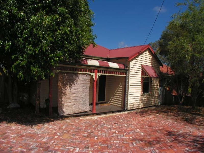 57 Lawrence Street, Bayswater WA 6053