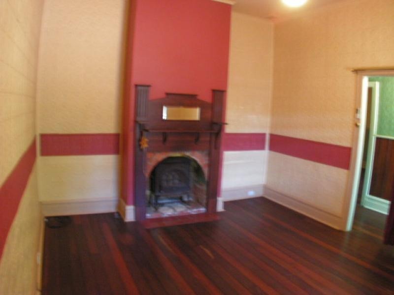 57 Lawrence Street, Bayswater WA 6053