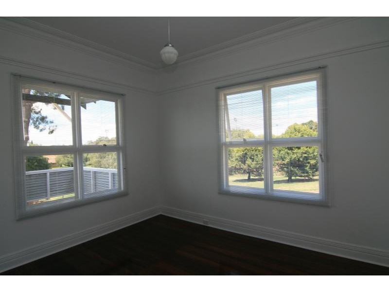 5 Burnside Street, Bayswater WA 6053