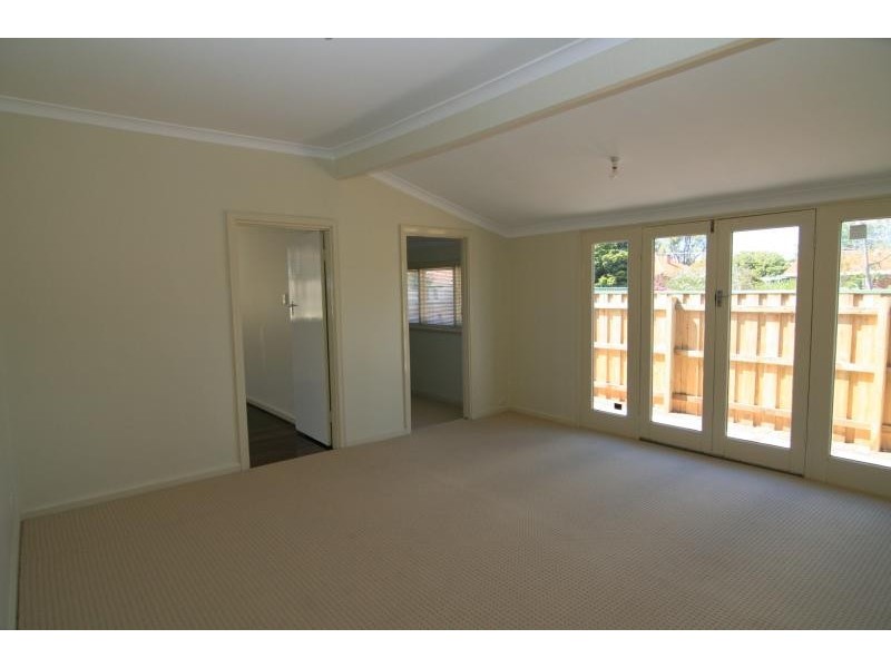 11 Hudson Street, Bayswater WA 6053