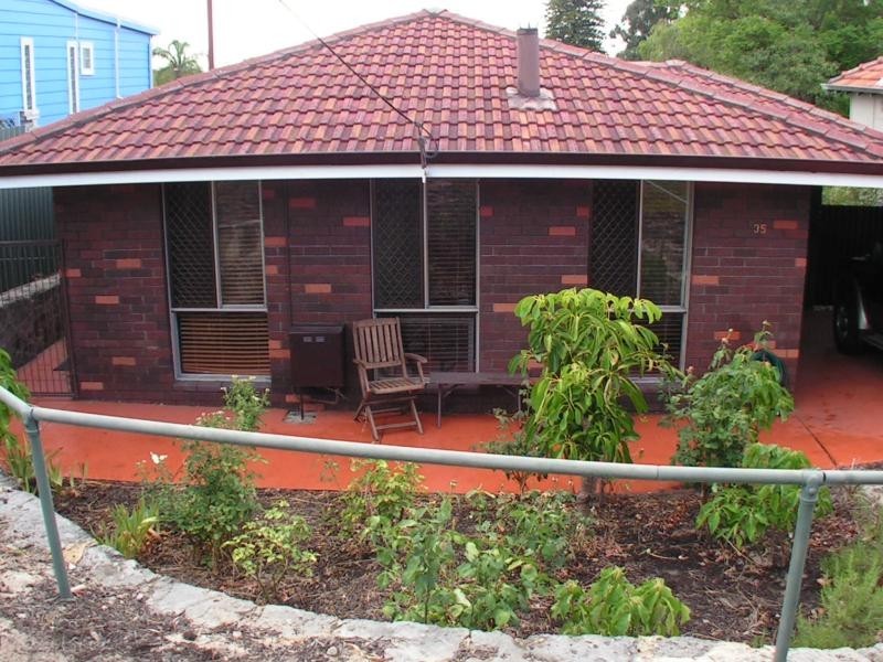 35 Copley Street, Bayswater WA 6053