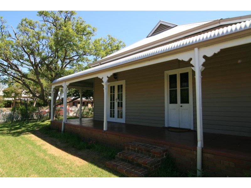 42 Harcourt Street, Bassendean WA 6054