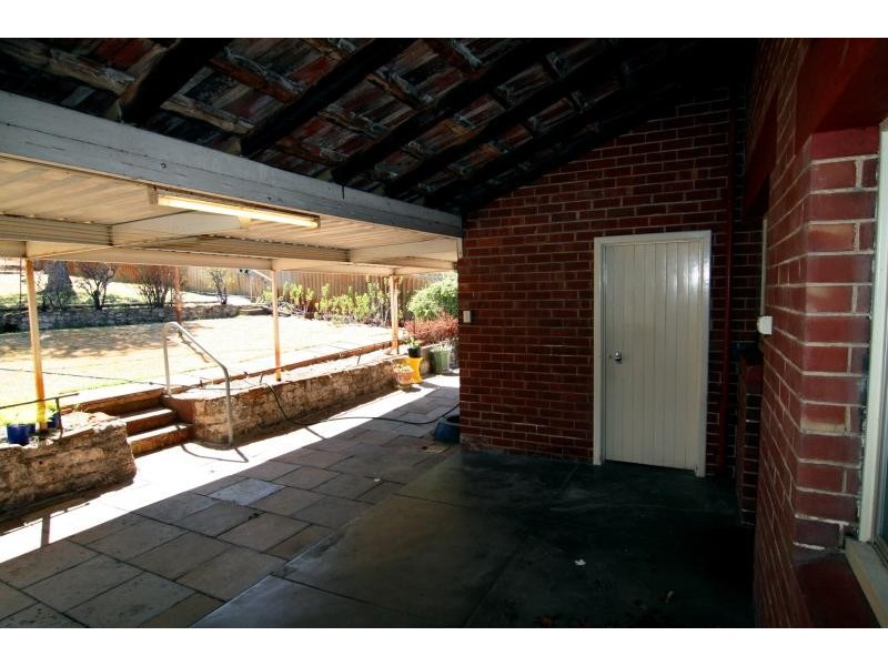 5 Grosvenor Road, Bayswater WA 6053