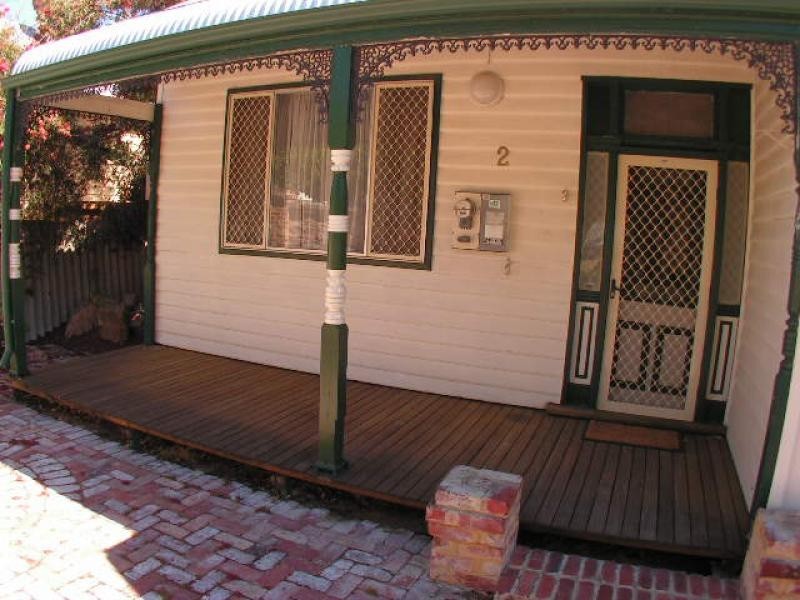 2 Milne Street, Bayswater WA 6053