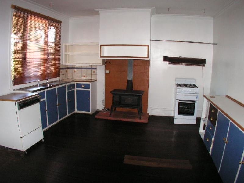 2 Milne Street, Bayswater WA 6053