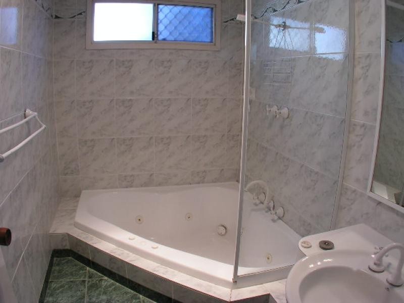 2 Milne Street, Bayswater WA 6053