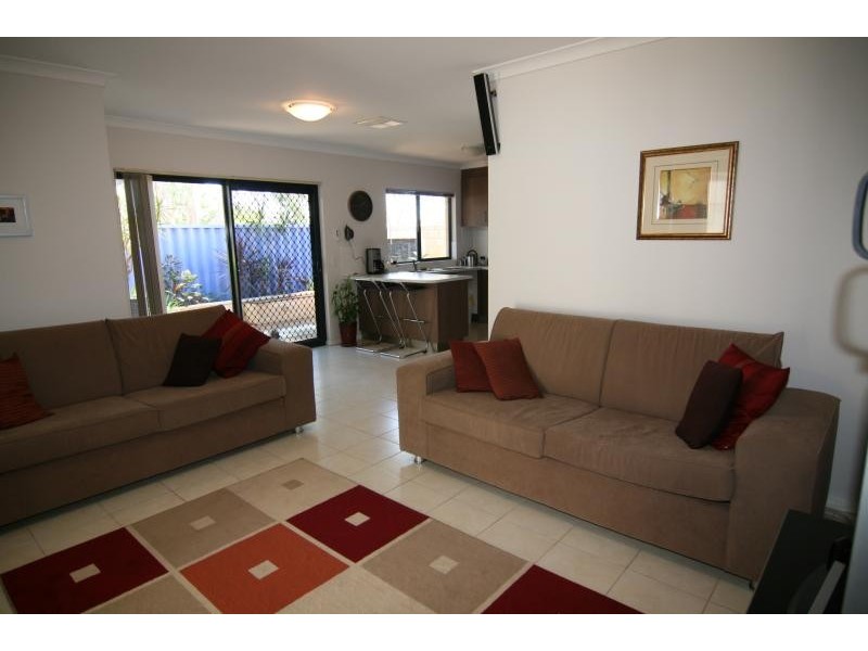 3 B Aughton Street, Bayswater WA 6053