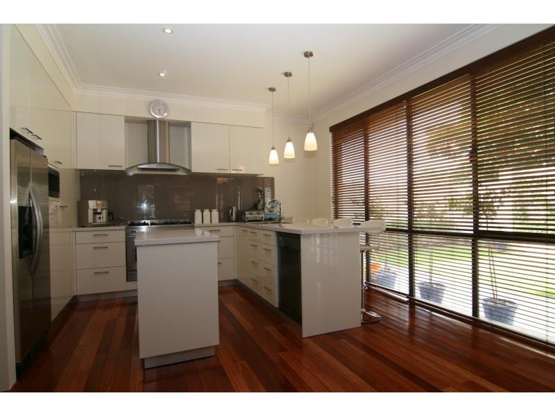 34 Langley Road, Bayswater WA 6053