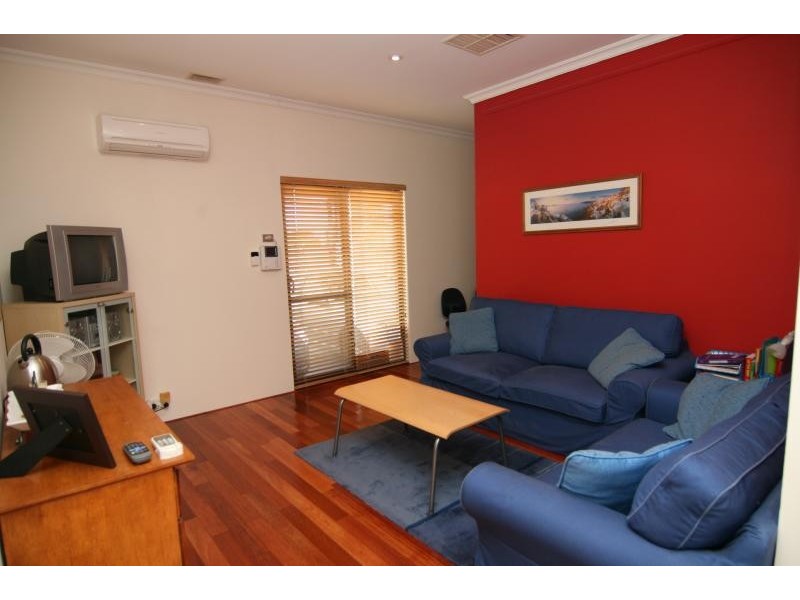34 Langley Road, Bayswater WA 6053