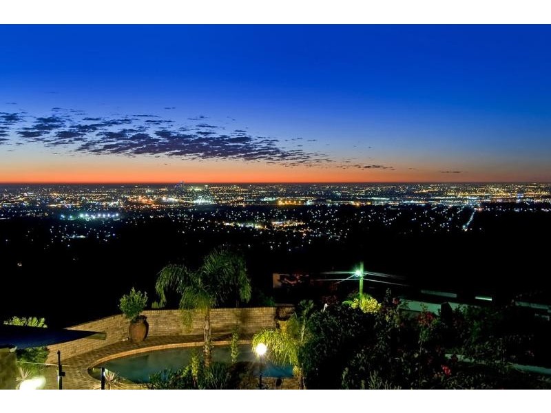 50 Nelson Crescent, Lesmurdie WA 6076