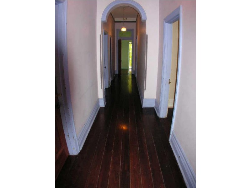 140 Railway Parade, Bayswater WA 6053