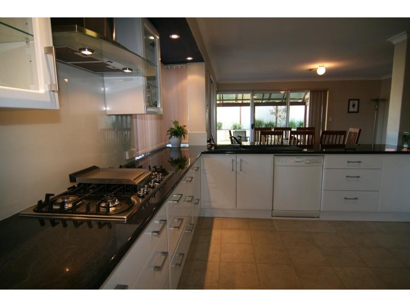 205 Maida Vale Road, High Wycombe WA 6057