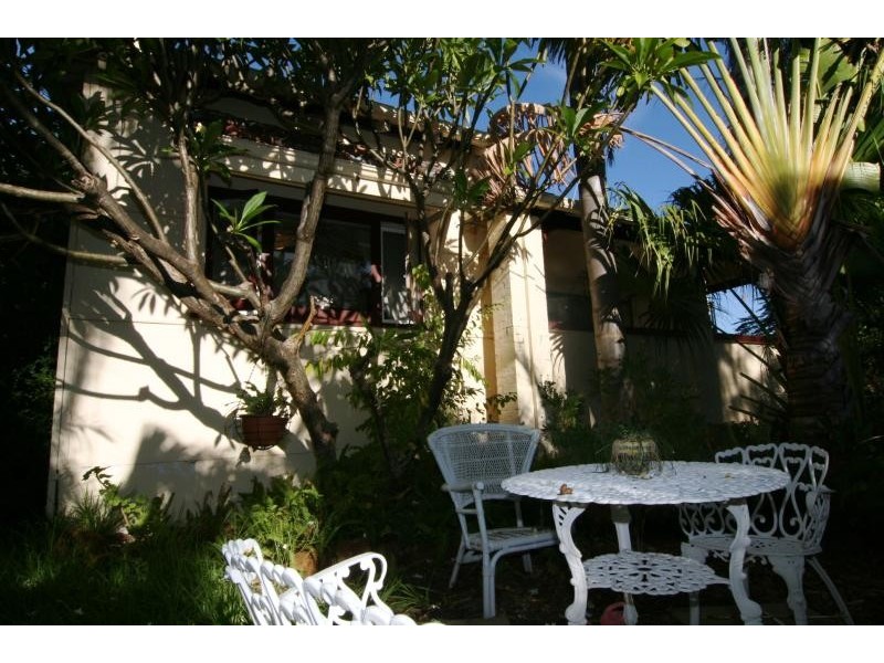 9 Barton Parade, Bassendean WA 6054