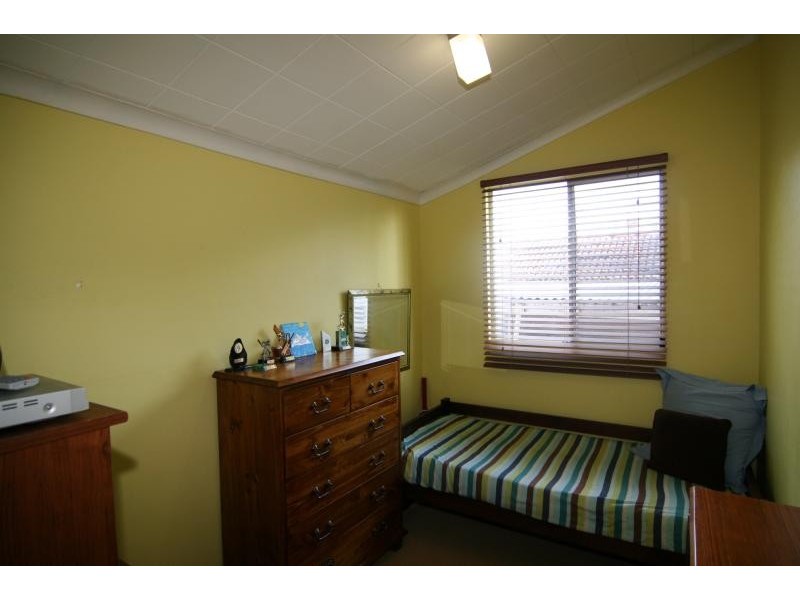 9 Barton Parade, Bassendean WA 6054