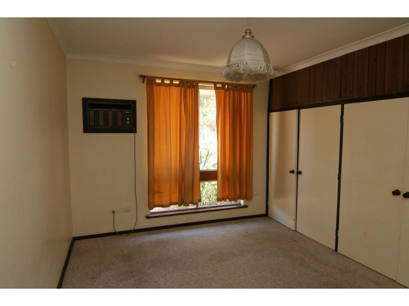 7 Priestley Street, Embleton WA 6062