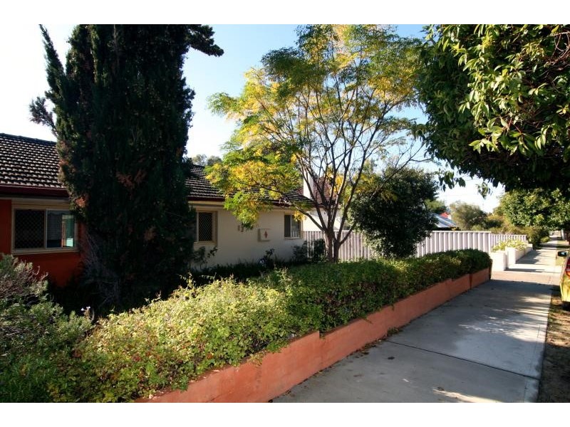 13 Slade Street, Bayswater WA 6053