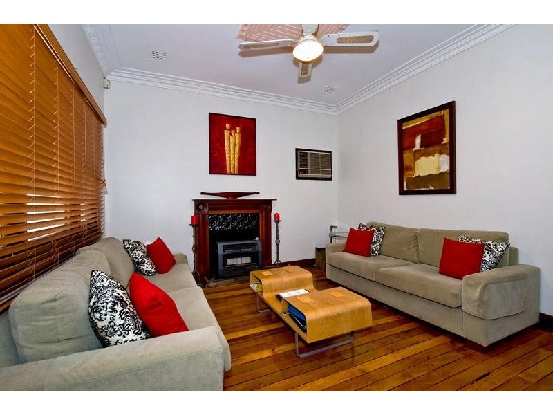 12 Arundel Street, Bayswater WA 6053