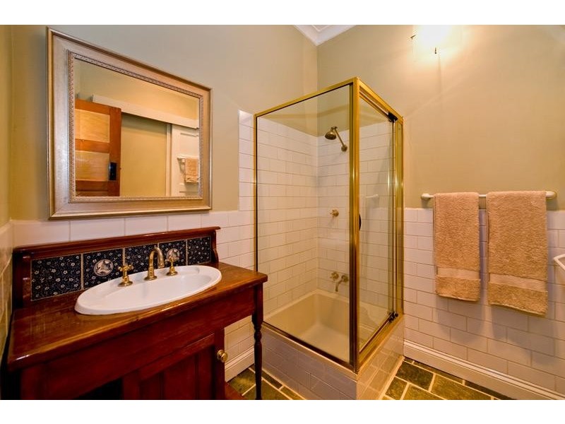 12 Arundel Street, Bayswater WA 6053