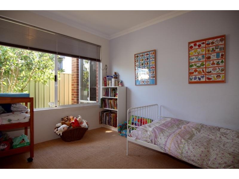 9 A Martha Street, Guildford WA 6055