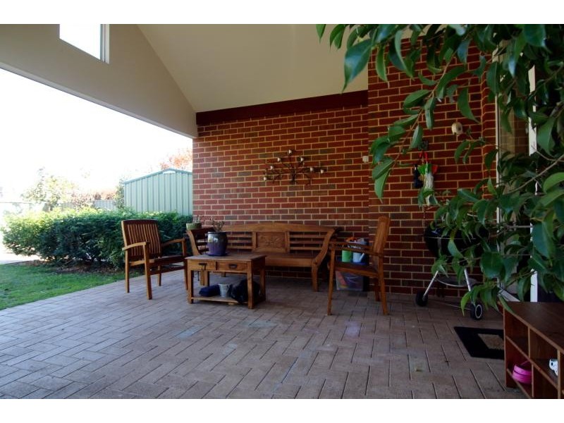 9 A Martha Street, Guildford WA 6055