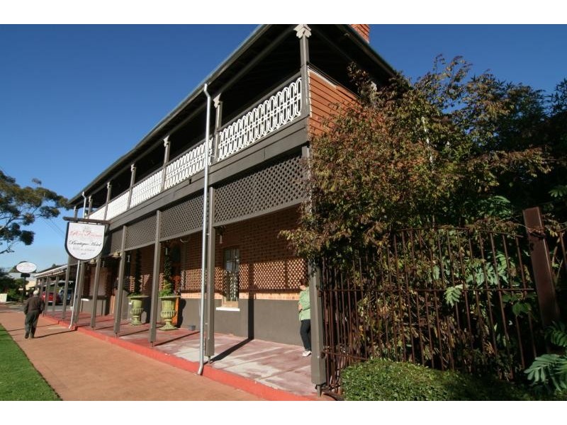 9 A Martha Street, Guildford WA 6055