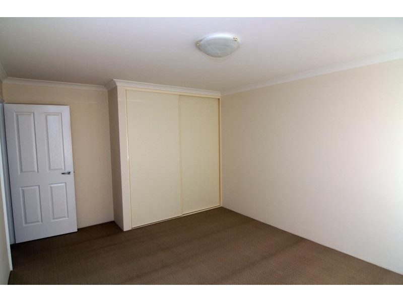 260 Robinson Avenue, Cloverdale WA 6105