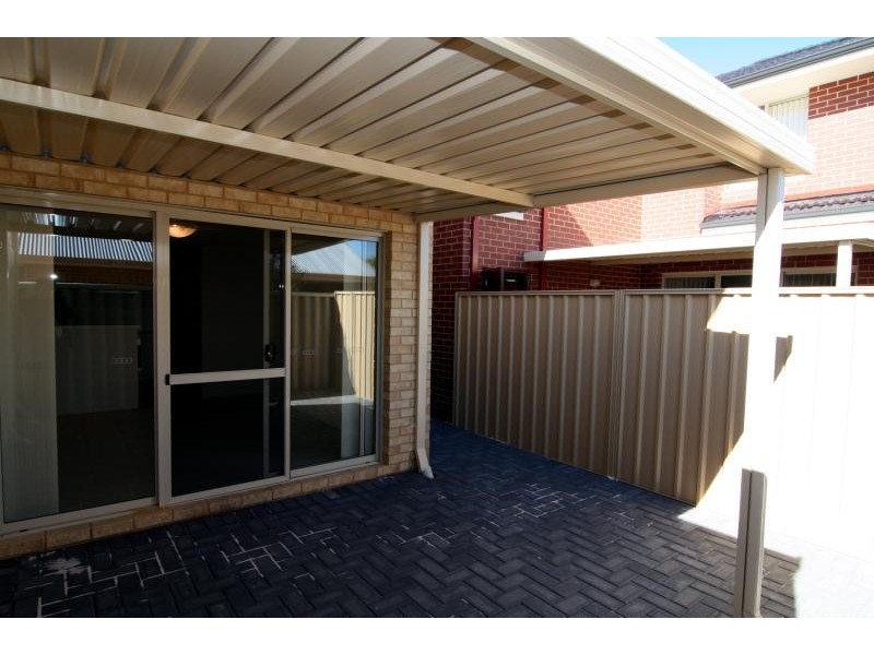 260 Robinson Avenue, Cloverdale WA 6105