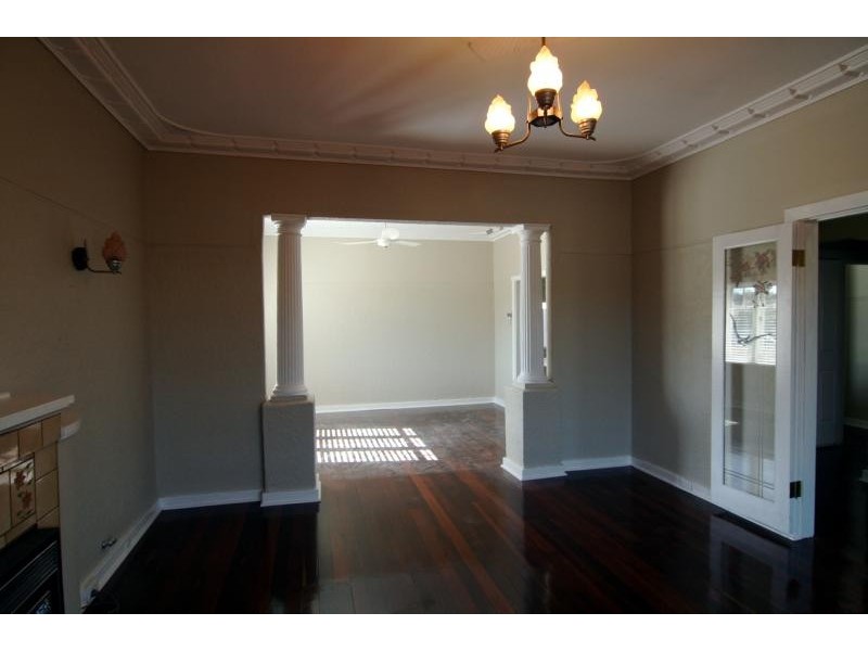 16 Salisbury Street, Bayswater WA 6053