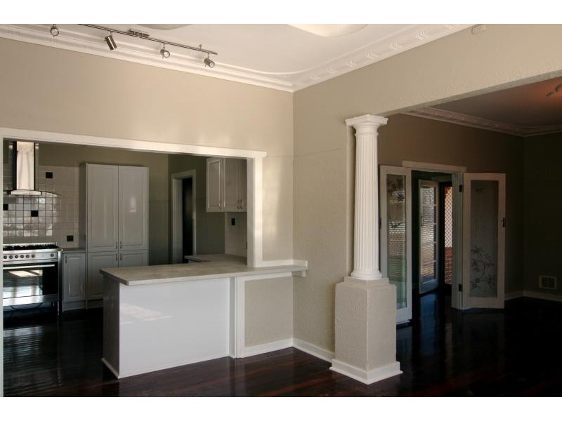 16 Salisbury Street, Bayswater WA 6053