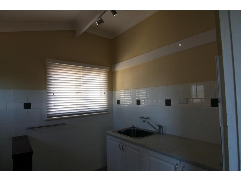 16 Salisbury Street, Bayswater WA 6053