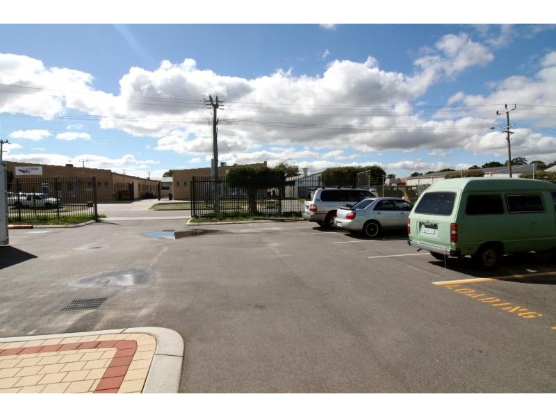 Unit 2/20 River Road, Bayswater WA 6053