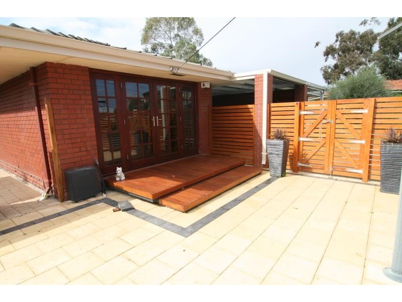 32 B Donald Square, Bayswater WA 6053