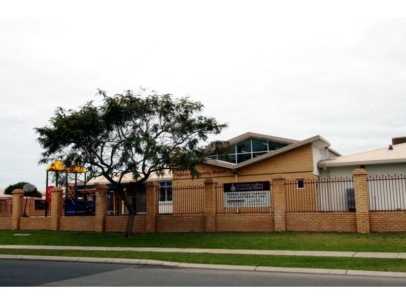 46 Banks Ave, Hillarys WA 6025