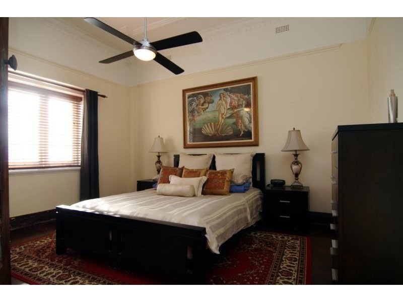 57 Grand Promenade, Bayswater WA 6053