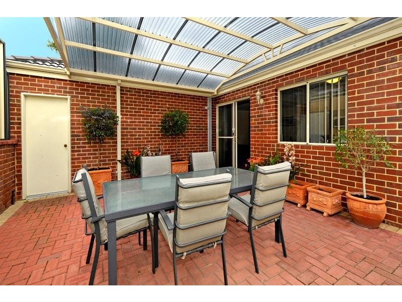 4/33 Langley Road, Bayswater WA 6053