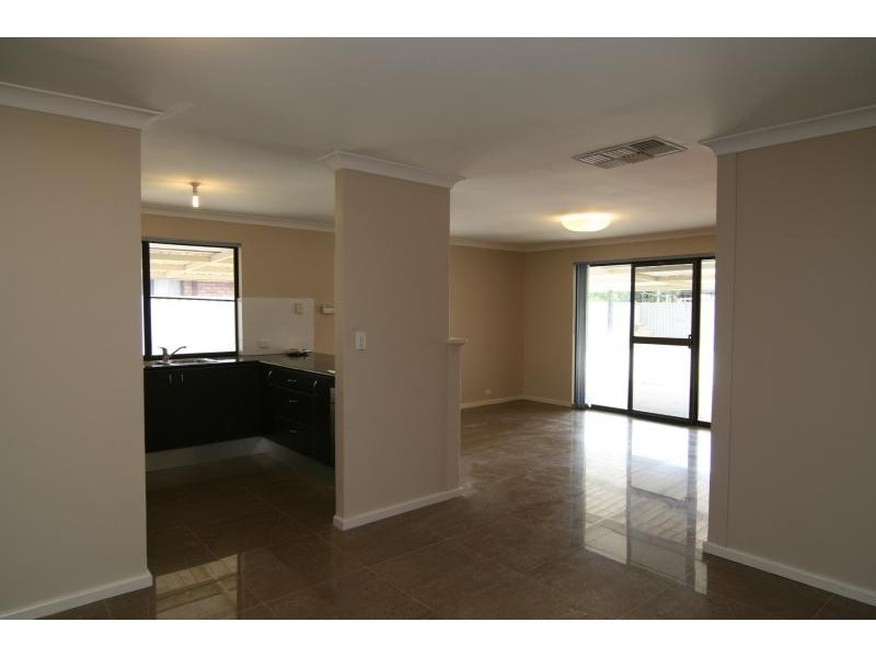 21 Blockley Way, Bassendean WA 6054