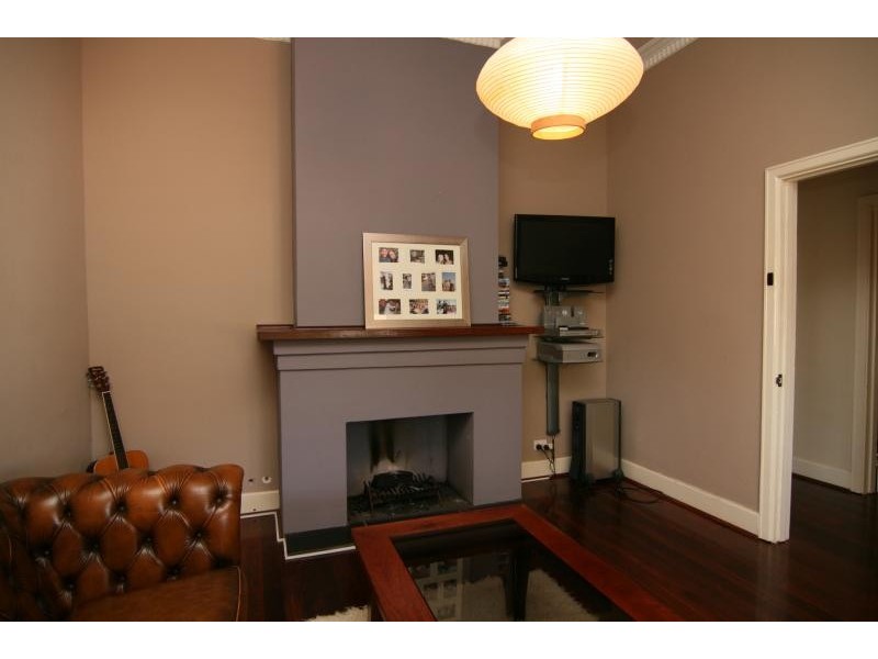 12 Grand Promenade, Bayswater WA 6053