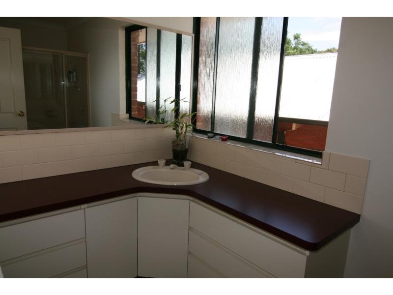 Unit 10/18 Watson Place, Maylands WA 6051