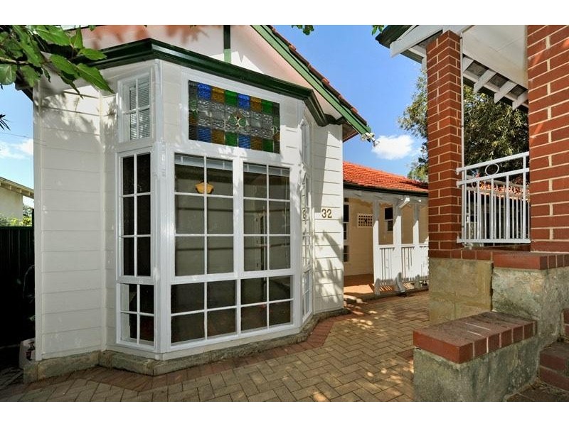 32 Crowther Street, Bayswater WA 6053