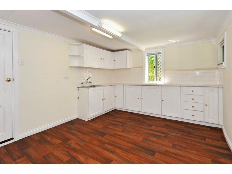 32 Crowther Street, Bayswater WA 6053