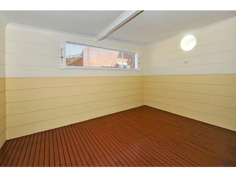 32 Crowther Street, Bayswater WA 6053