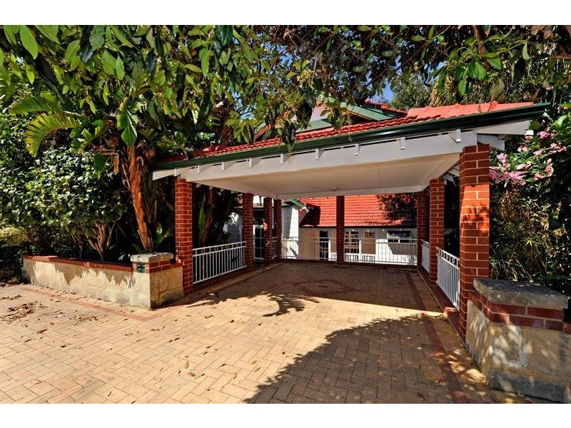 32 Crowther Street, Bayswater WA 6053