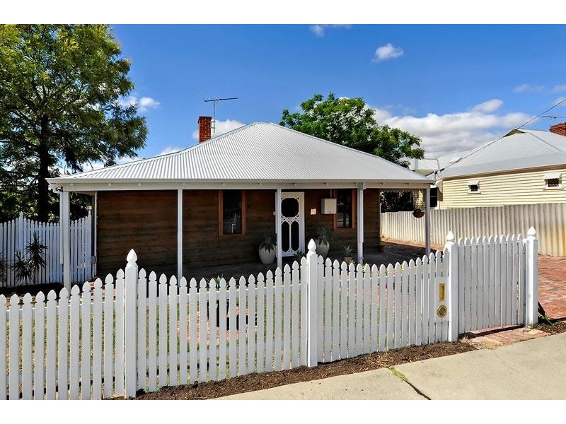 64 Railway Parade, Bayswater WA 6053