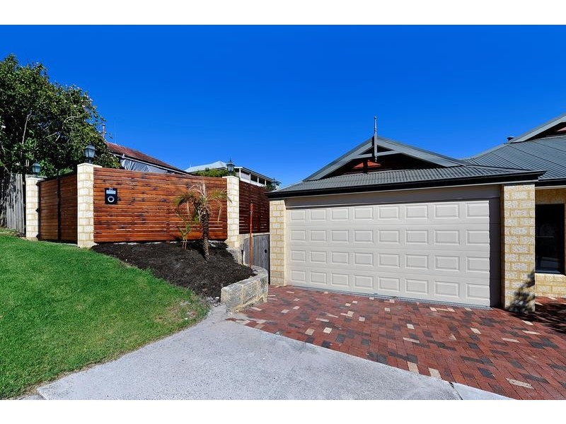 21 Langley Road, Bayswater WA 6053